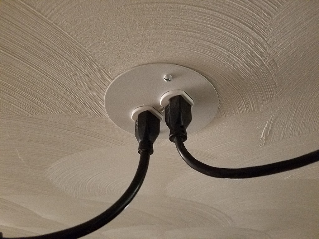 ceiling_outlet_plate_installed.jpg